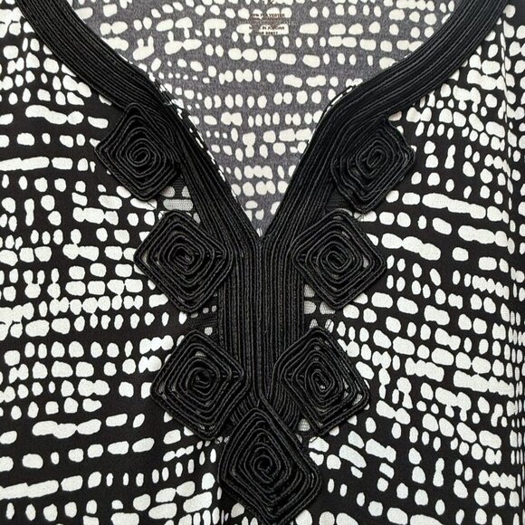 LIZ CLAIBORNE Tunic Top Plus Size 1X Slinky Stretch Black White Print Soutache - Picture 6 of 9